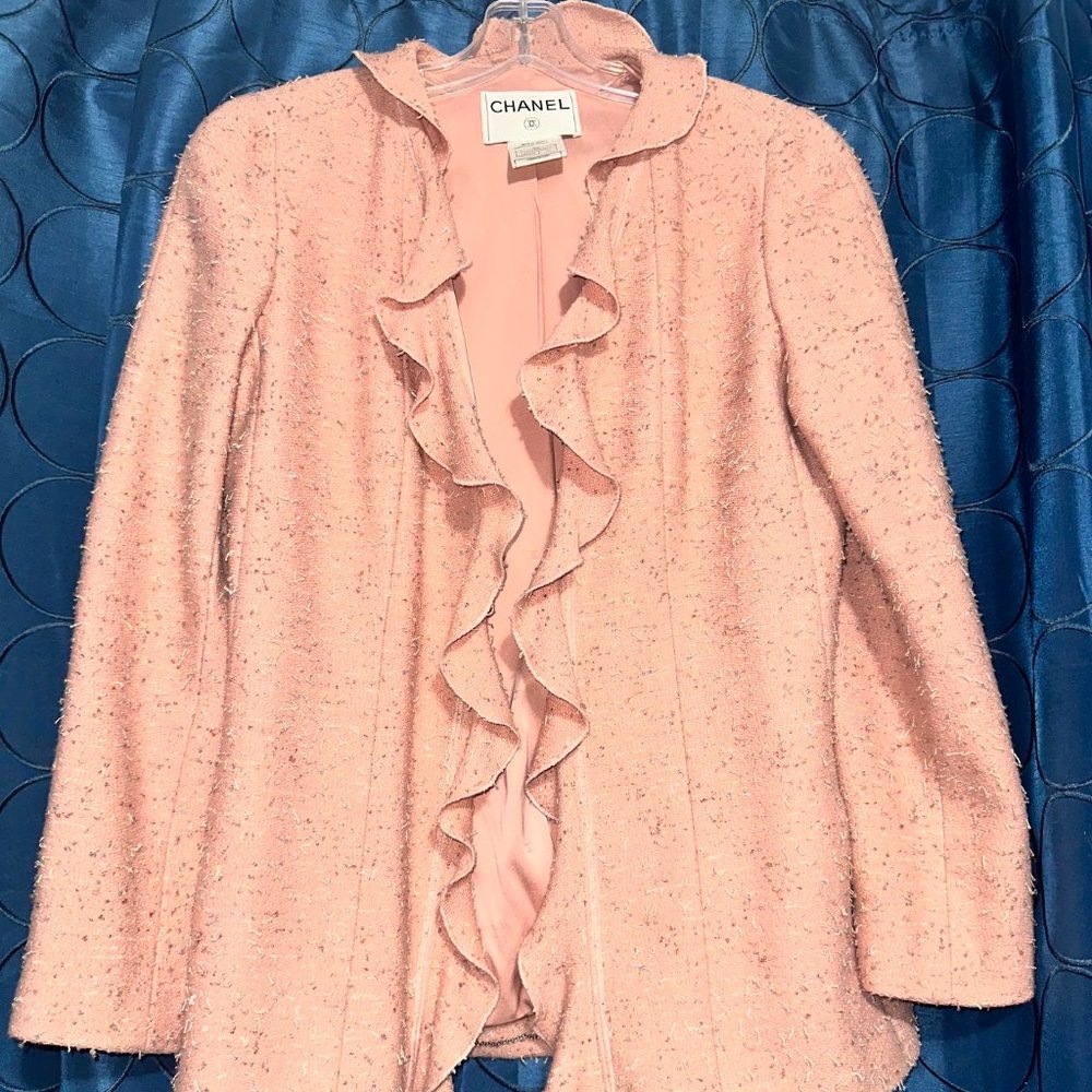 CHANEL 1990'S PINK RUFFLE TWEED SUIT